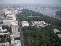 «Київ-Сіті»: владу винесуть на периферію?
